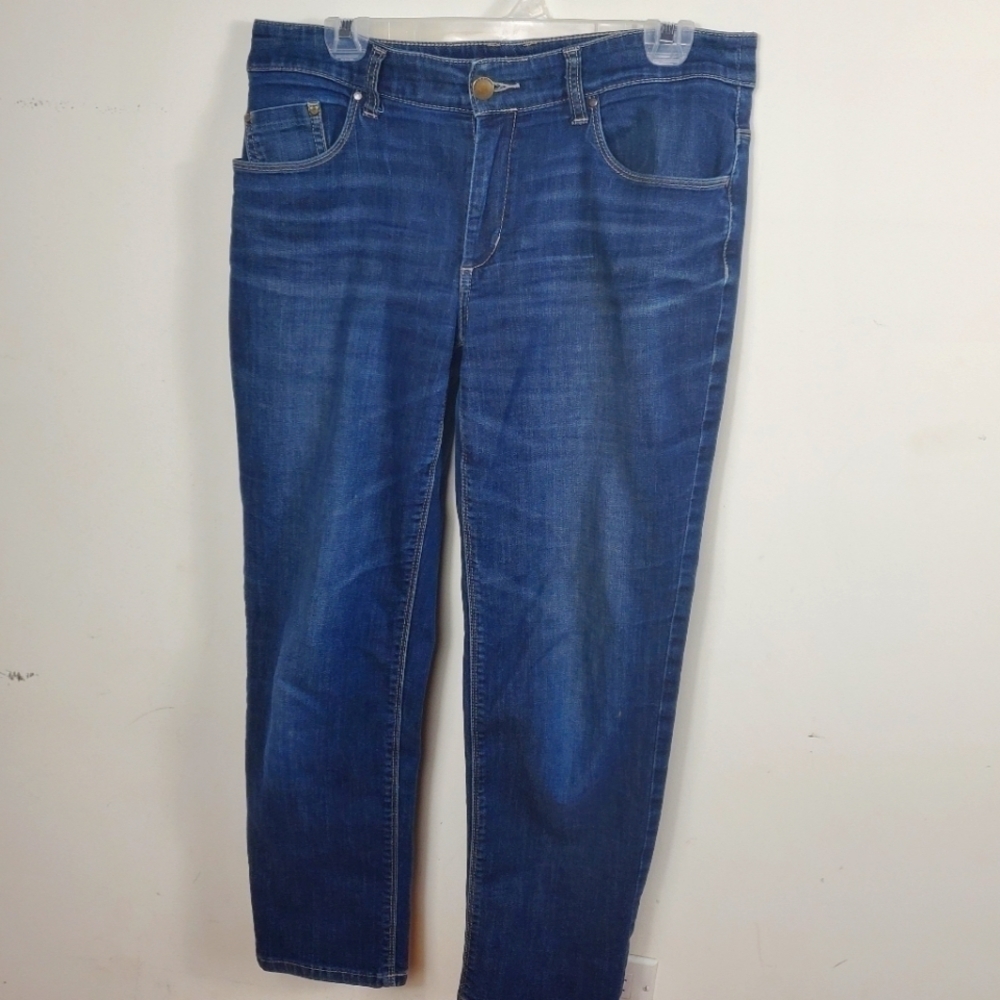 Chico's Platinum Crop Jeans Ultimate Fit Size 6 Small
